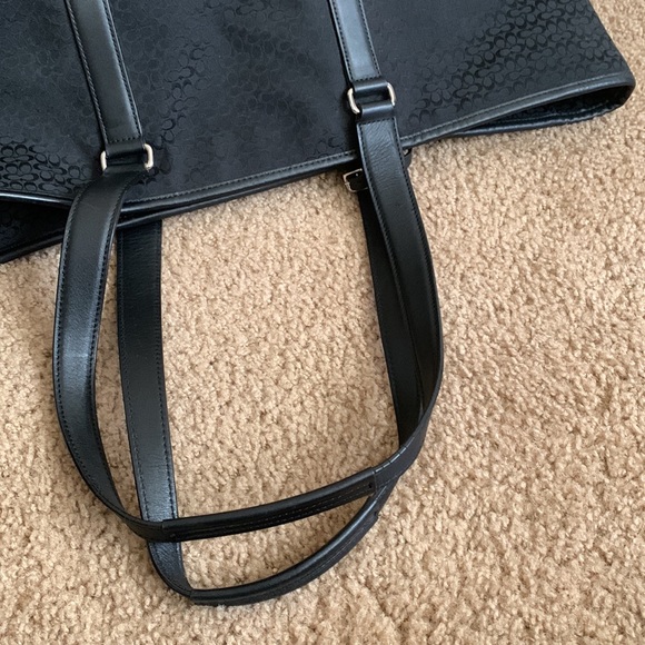 Coach - Picture 8 of 16